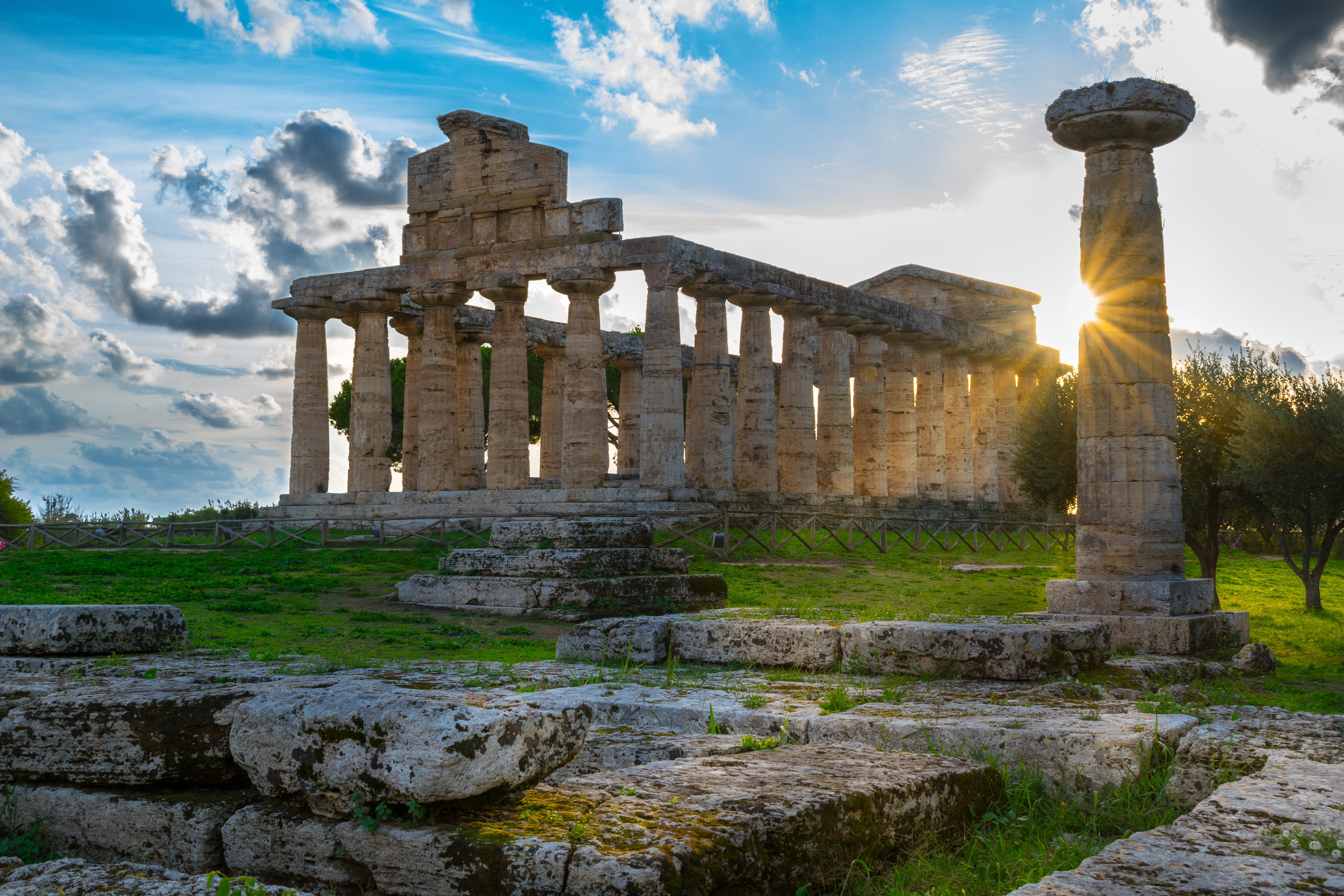 Paestum by night